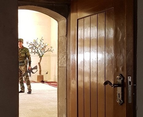 Where are the carrots? Positive discipline for armed groups